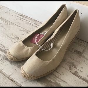 Tan with Gold Accents Canvas Wedge Shoes